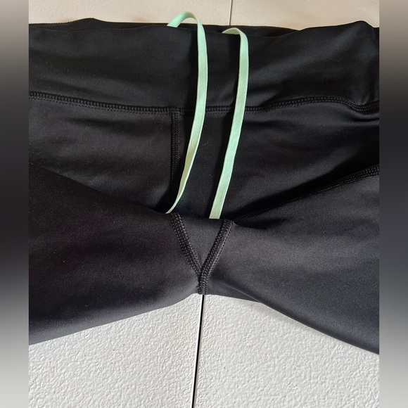 Nike Black Bike Shorts - Picture 9 of 12